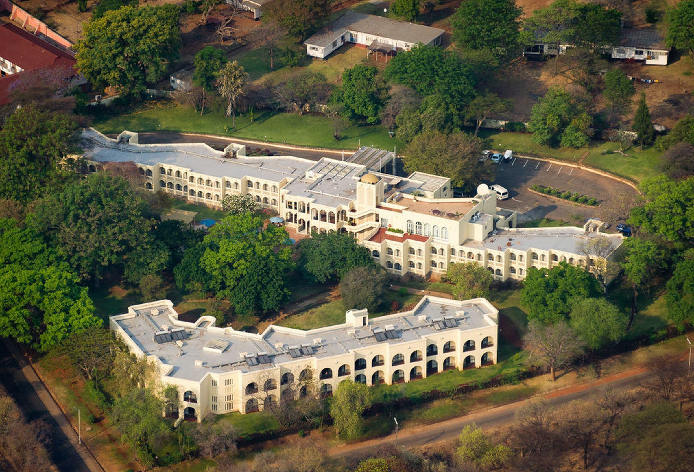 Victoria Falls Rainbow Hotel Exterior foto